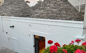 Trullo Alfieri - Relax E Garden